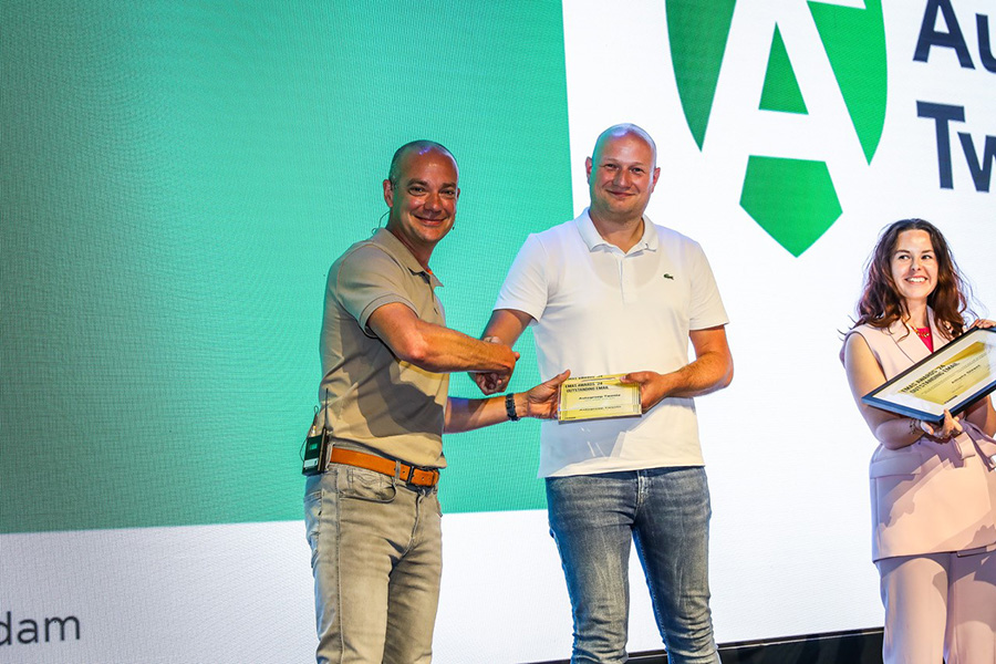 Winner Category Outstanding Email Autogroep Twente